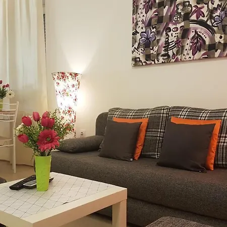 Apartment Brist Hills Pula