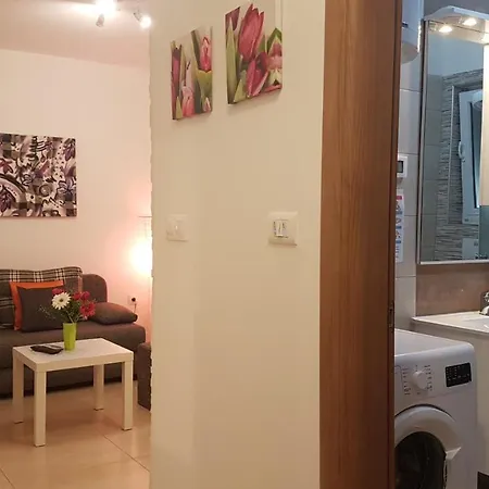 Apartment Brist Hills *