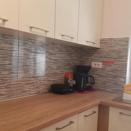 Brist Hills * بولا