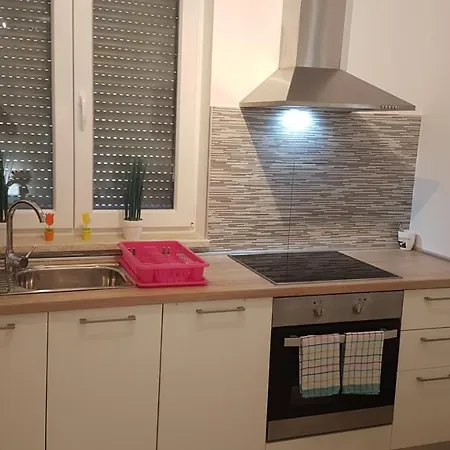 Brist Hills بولا