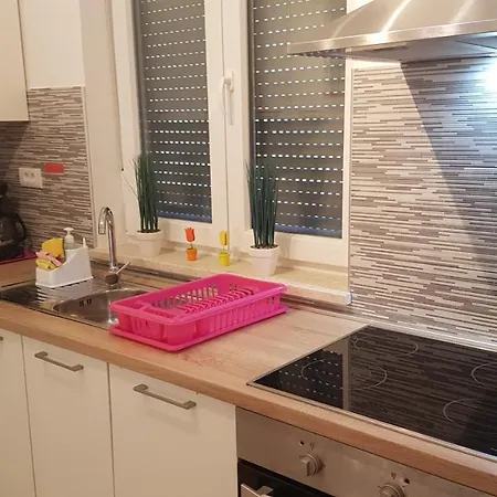 Brist Hills * بولا