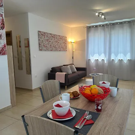 Apartment Brist Hills Pula