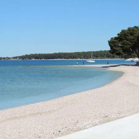 Brist Hills Apartament