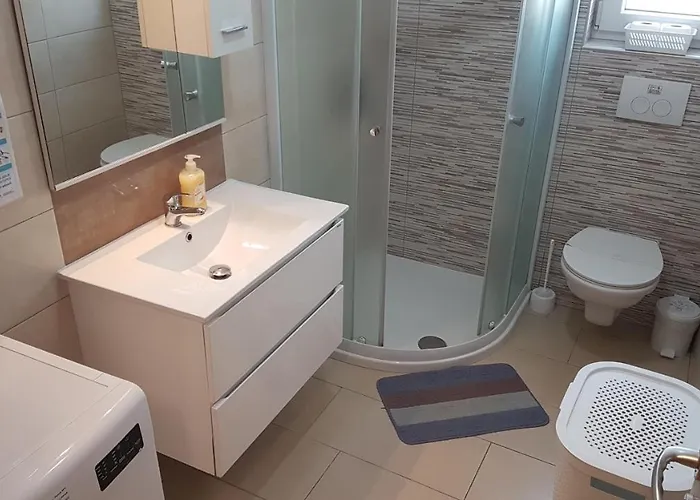 Brist Hills Apartman Pula