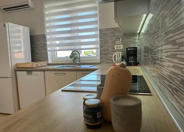 Brist Hills Apartman Pula
