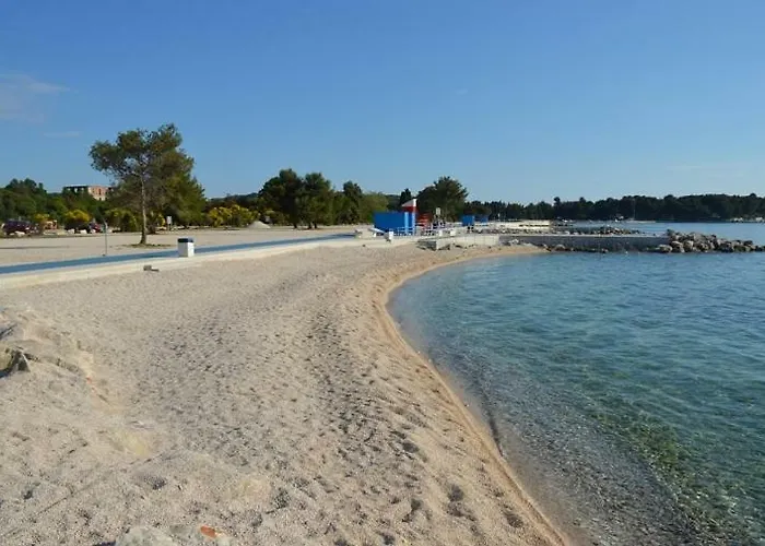 Brist Hills Apartman *