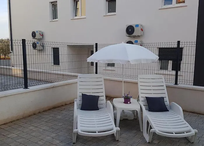 Brist Hills Apartment